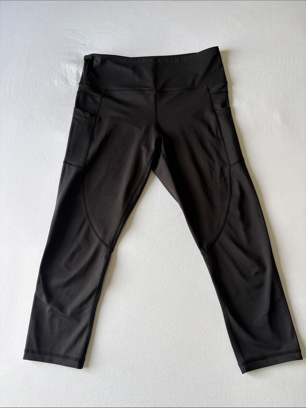 Black High-Waist Athletic Crop Leggings